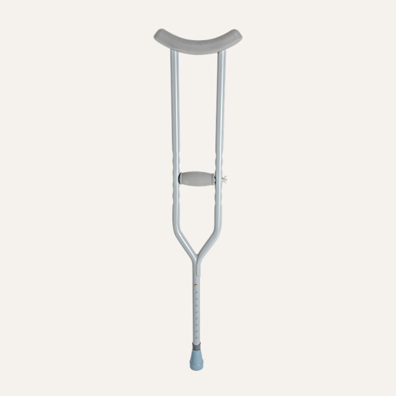 z-Bariatric_Steel_Crutches_10105-10106_brtrc-cructhes_short_back_72dpi_z7wnos