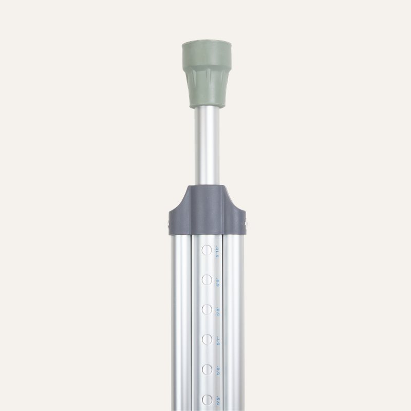 10102_10102_Adjustable_aluminum_crutches_adult_cane_tip_cuvhvc