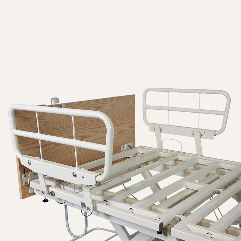 12013-MHMR_12950_metal-swing-rail_attached-to-bed_72dpi_n0iy9a