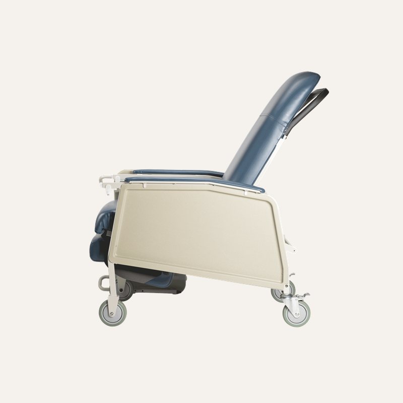 10524_10520-Geri-Chair-Recliner-Recline-Position-1_72dpi_yo8gti