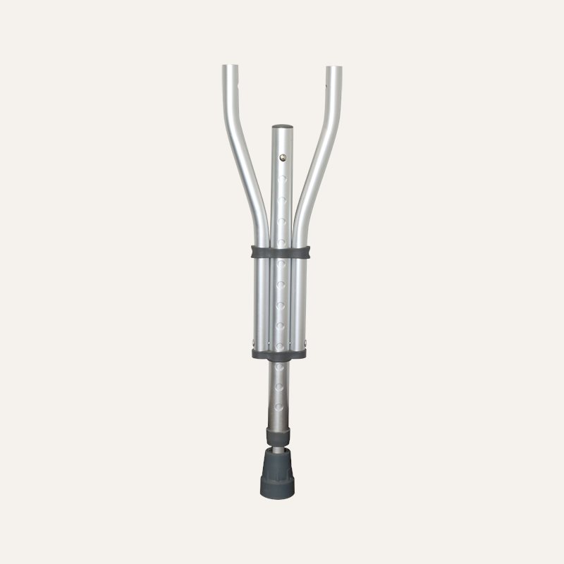 10104_10104_uni-crutches_btm-half_72dpi_rmqrbc